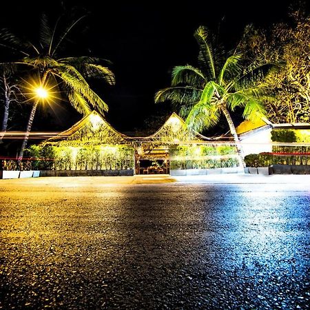 Rawai View Beachfront Esterno foto