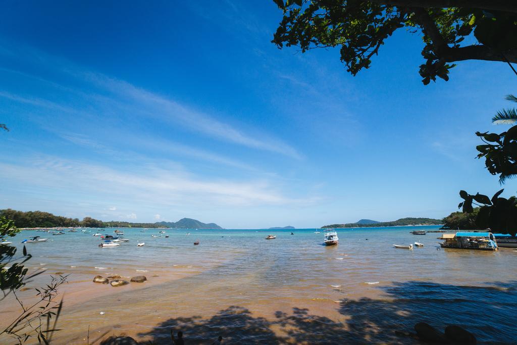 Rawai View Beachfront Esterno foto