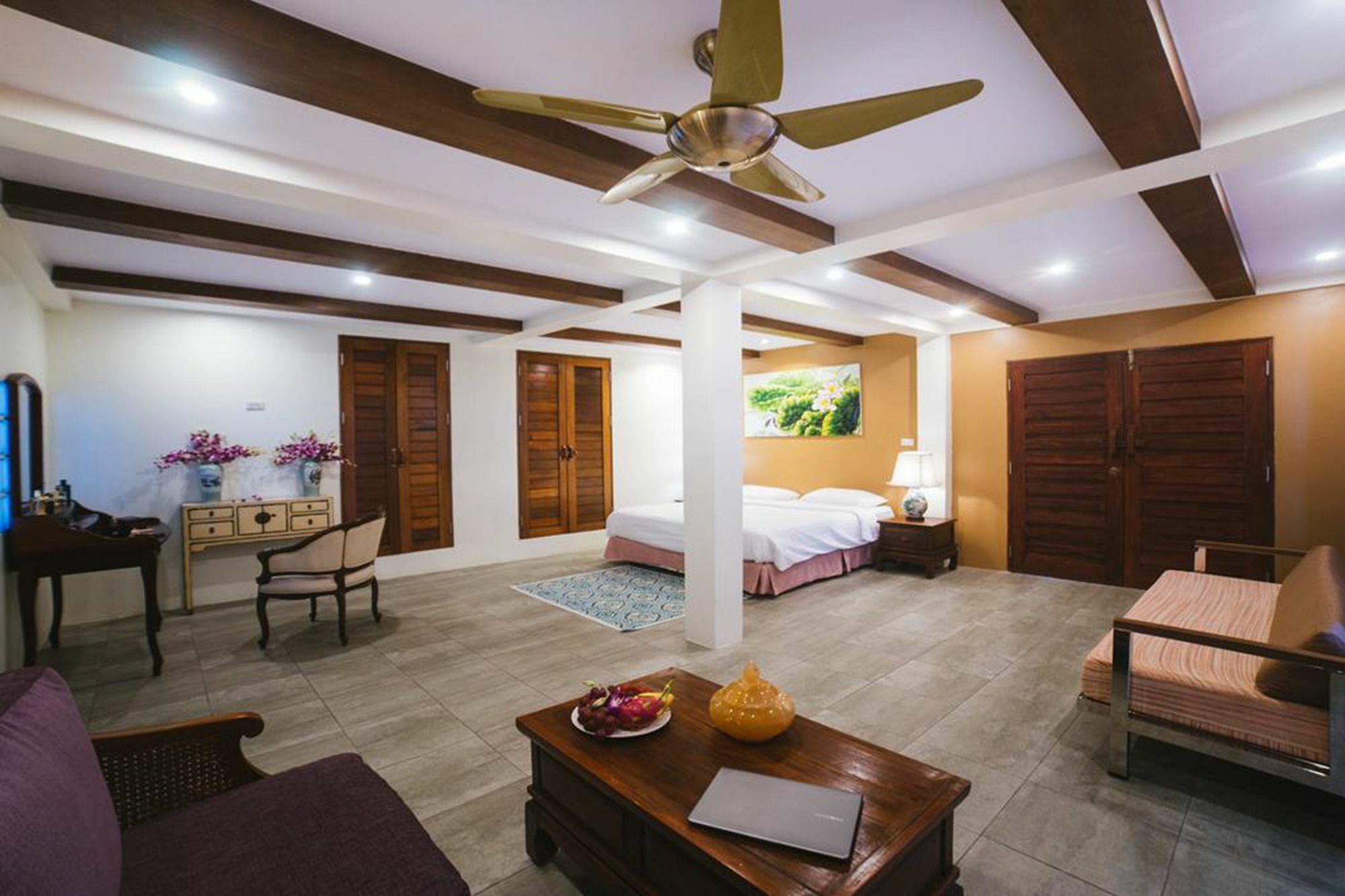 Rawai View Beachfront Esterno foto